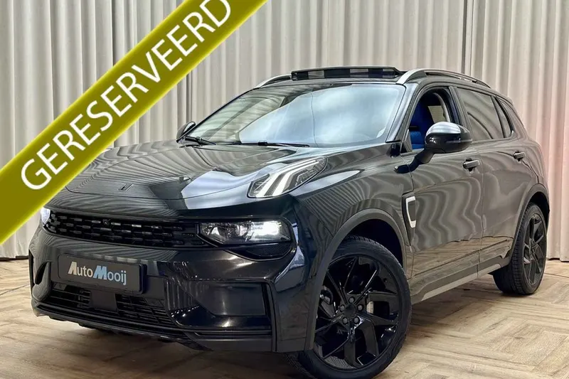 Lynk & Co 01 (2023)