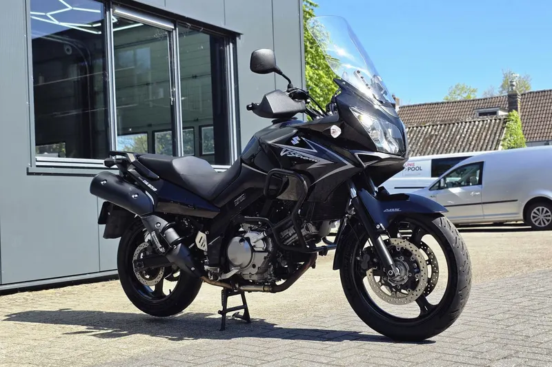 Suzuki V-Strom (2010)