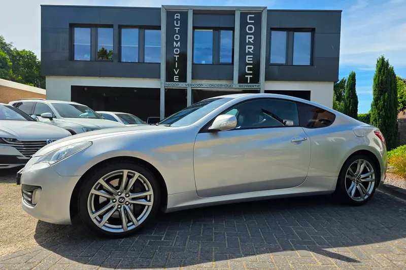 Genesis Coupé (2012)