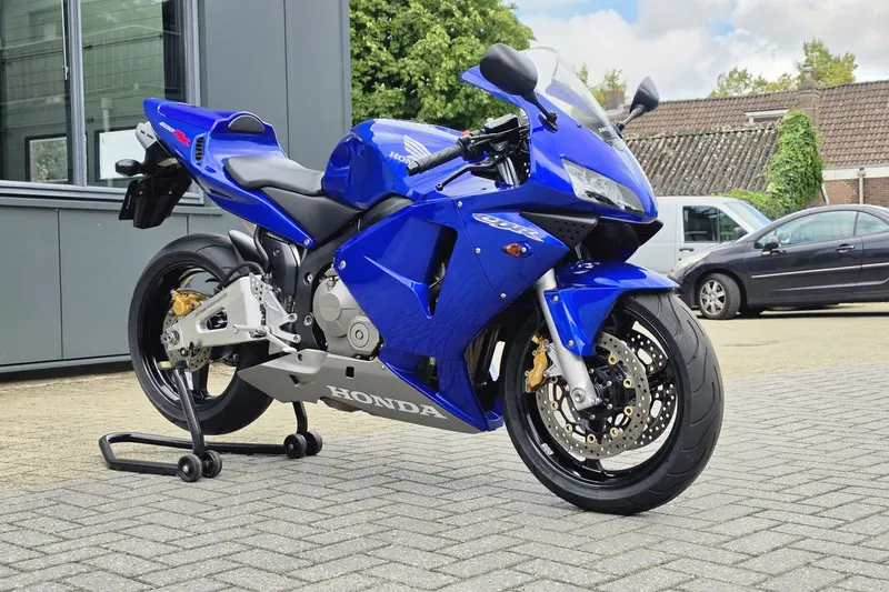 Honda CBR 600 Sport 600RR (2004)