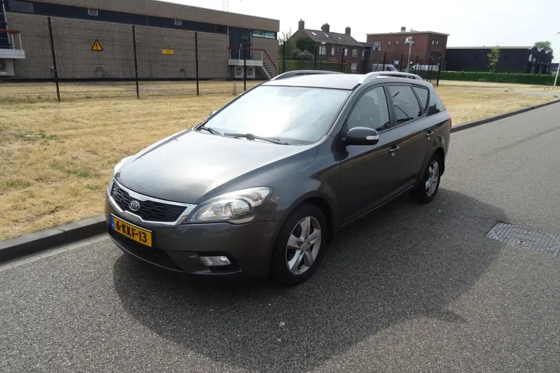 Kia Cee'd (2012)