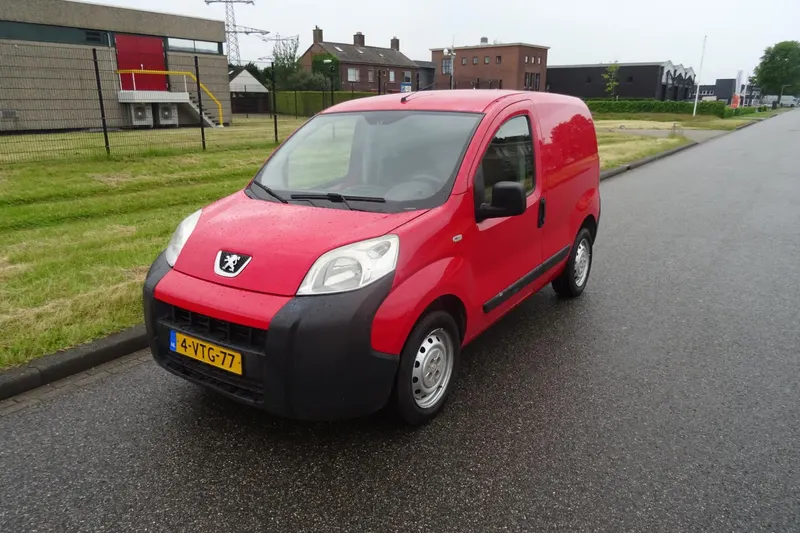 Peugeot Bipper (2012)