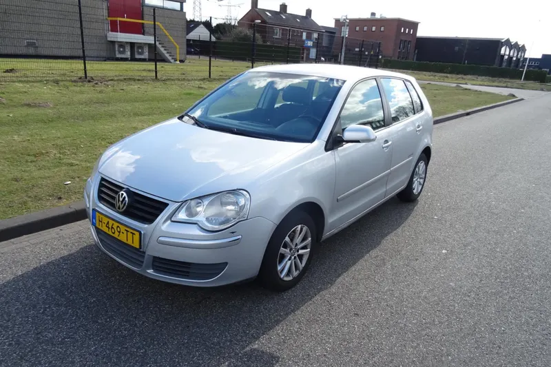 Volkswagen Polo (2009)