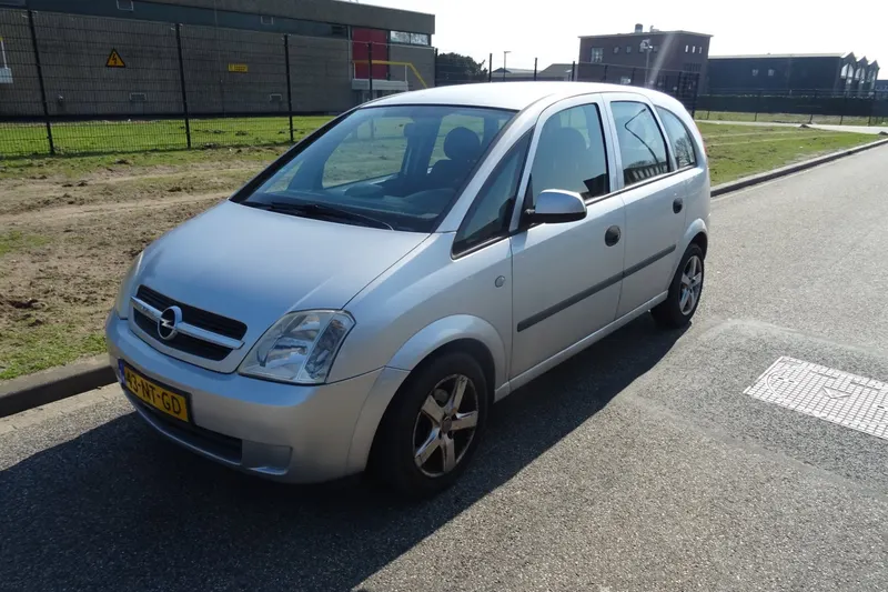 Opel Meriva (2004)
