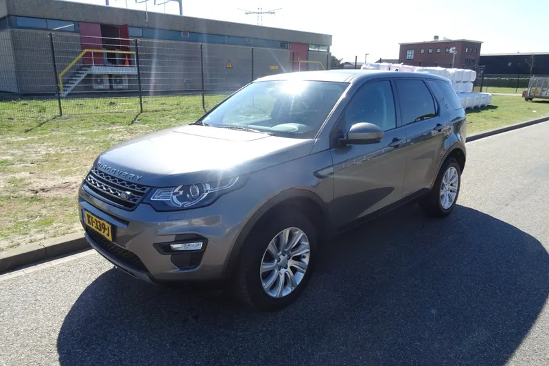 Land Rover Discovery Sport (2016)