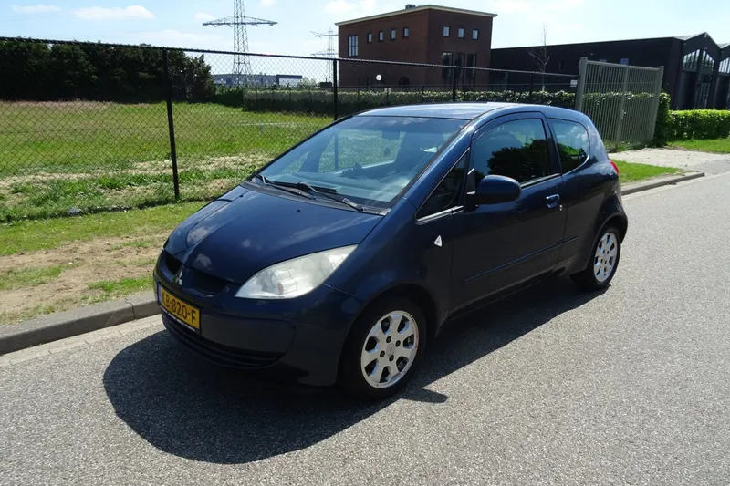 Mitsubishi Colt (2006)