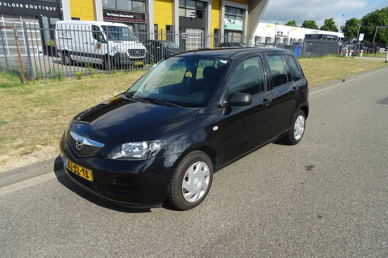 Mazda 2 (2006)