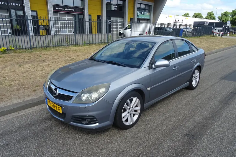 Opel Vectra (2006)