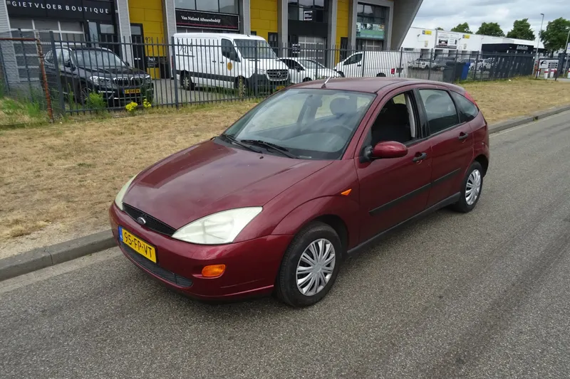 Ford Focus (2000)