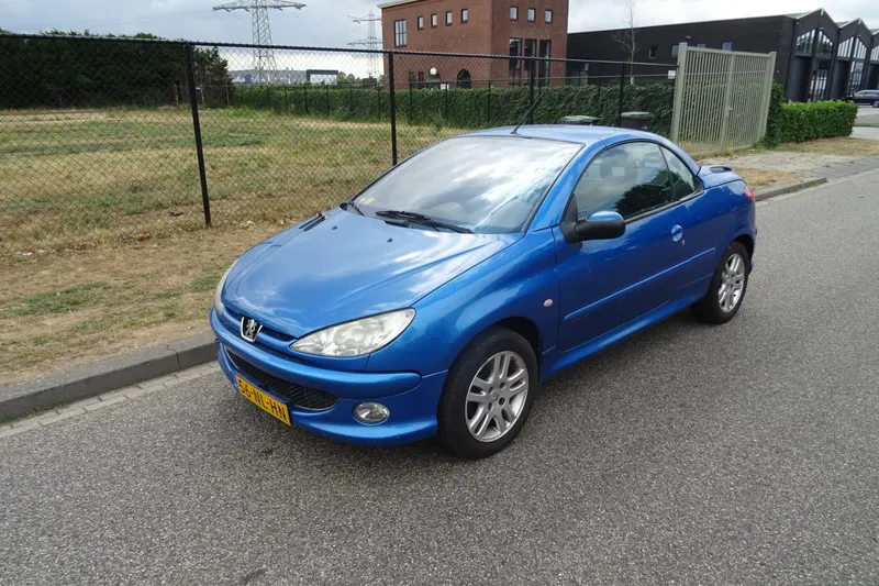 Peugeot 206 (2003)