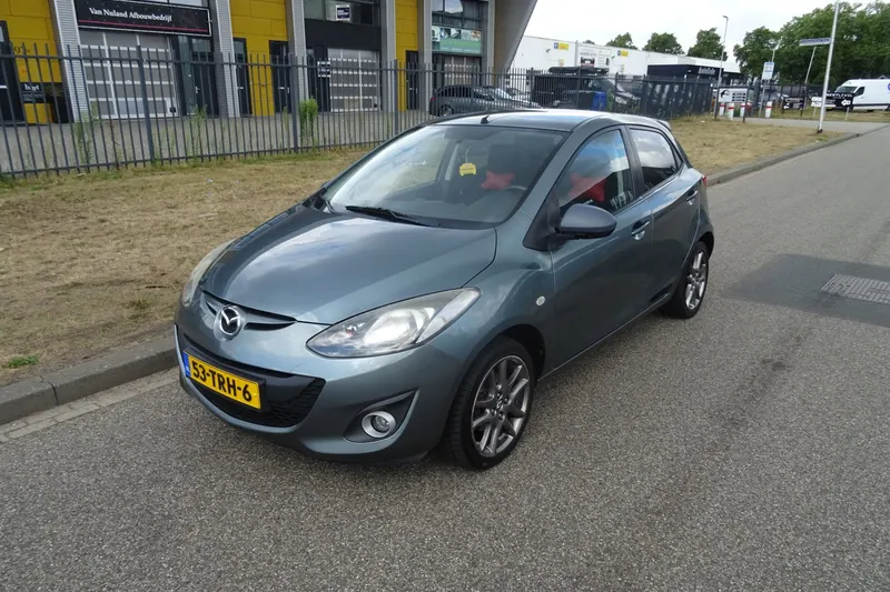 Mazda 2 (2012)