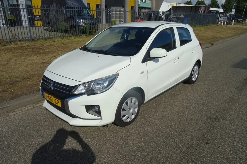 Mitsubishi Space Star (2020)