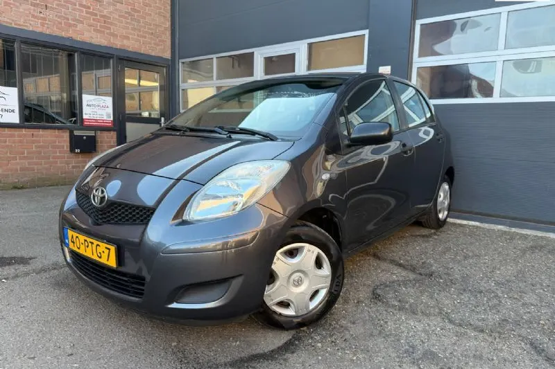 Toyota Yaris (2011)