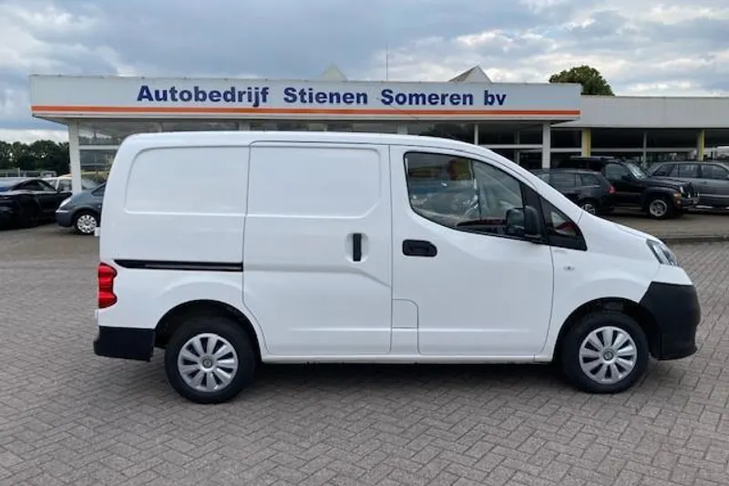 Nissan NV200 (2015)