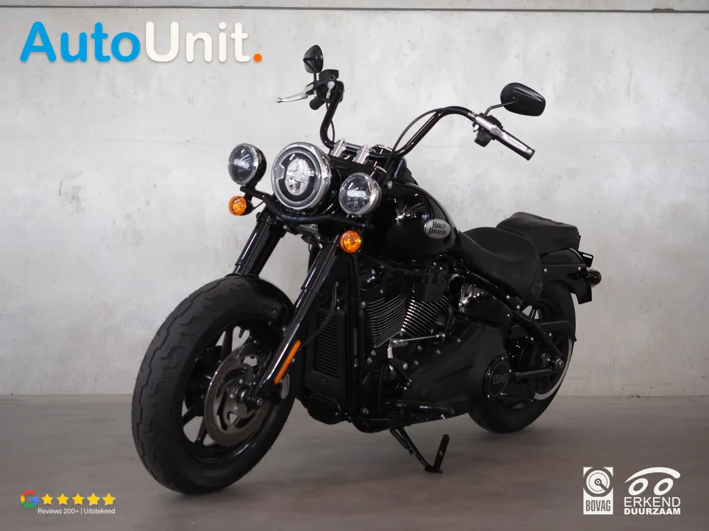 Harley-Davidson 114 FLHCS Softail Heritage Classic 2022 (2022) — foto 1