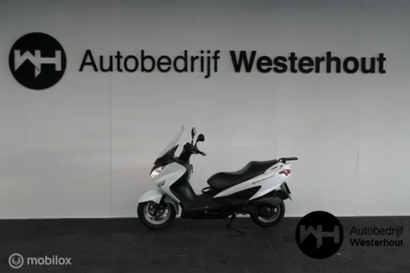 Suzuki Scooter AN 200 Burgman (2015)