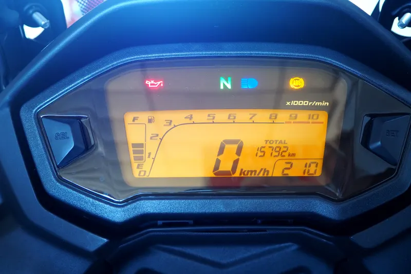 Honda CB Verkoop, reparatie en onderhoud van motorrijwielen van o.a. Honda, Suzuki, Yamaha, Kawasaki en Triumph. (0)