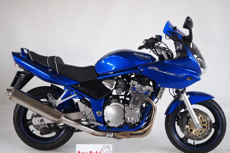 Suzuki GSF (2002)