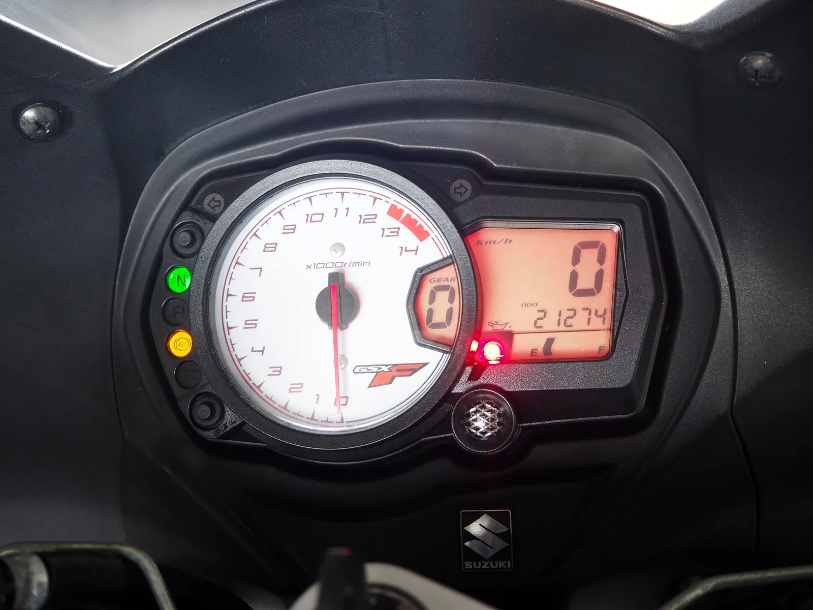 Suzuki GSX (2009) — foto 1
