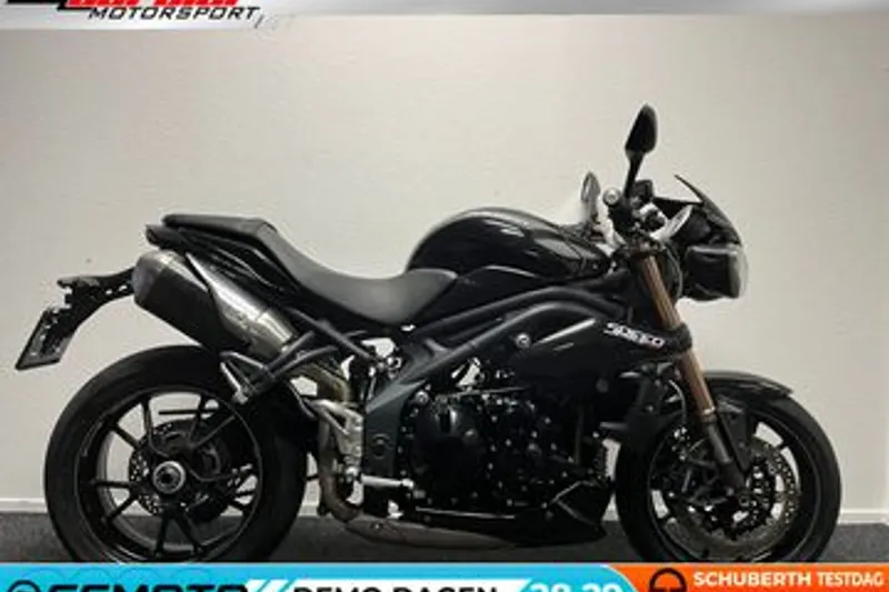Triumph Speed Triple 1050 (2012)