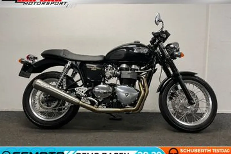 Triumph Thruxton 900 (2012)
