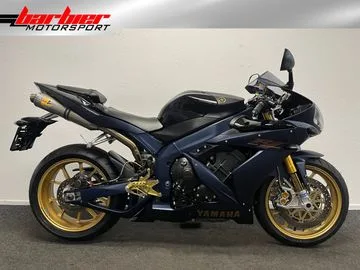 Yamaha YZF-R1SP (2006) — foto 1