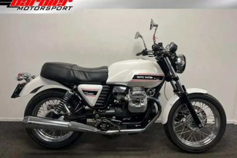 Moto Guzzi V7 (2008)