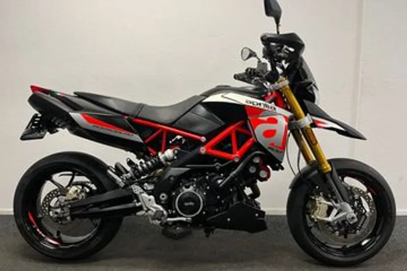 Aprilia Dorsoduro 900 (2020)