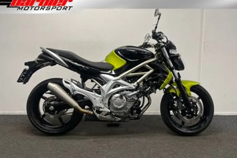 Suzuki Gladius (2009)