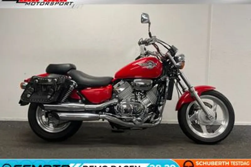 Honda VF 750C Magna (1996)
