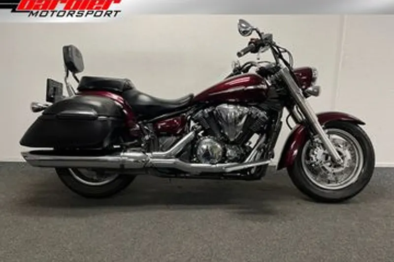 Yamaha XVS 1300 A Midnight Star (2010)