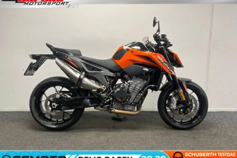 KTM 790 Duke (2024)