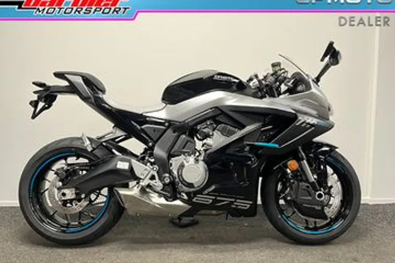 CFMoto 675SR-R (2026)