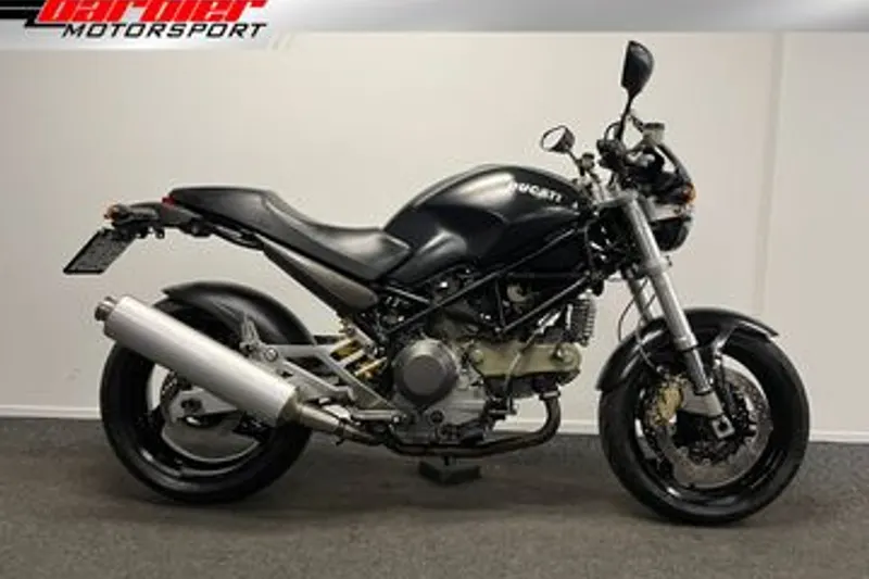Ducati M 1000 Monster (2004)