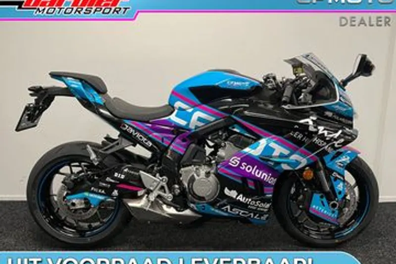 CFMoto 675SR-R (2026)
