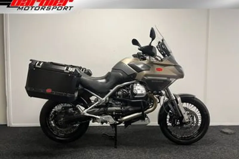 Moto Guzzi Stelvio 1200 V4 (2011)