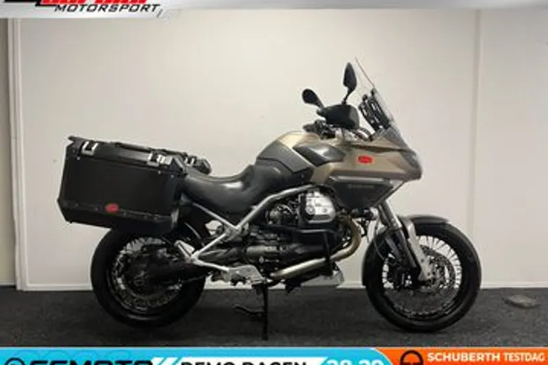 Moto Guzzi Stelvio 1200 V4 (2011)