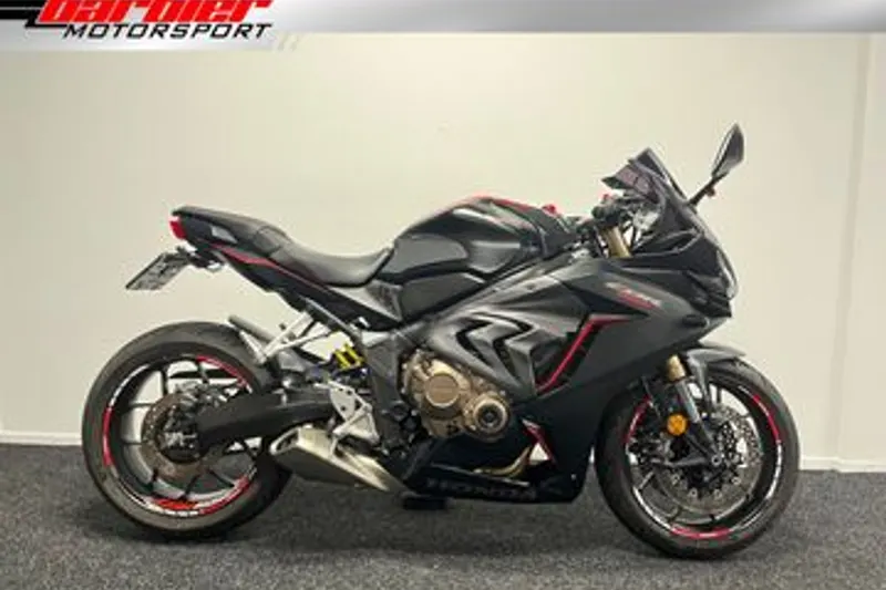 Honda CBR650R (2019)
