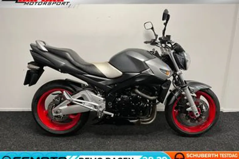 Suzuki GSR600 (2009)