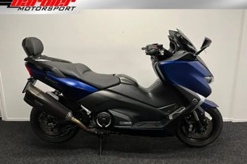 Yamaha Tmax SX (2020)