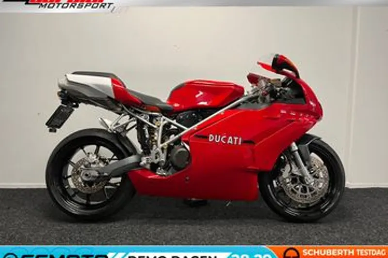 Ducati 749 (2004)