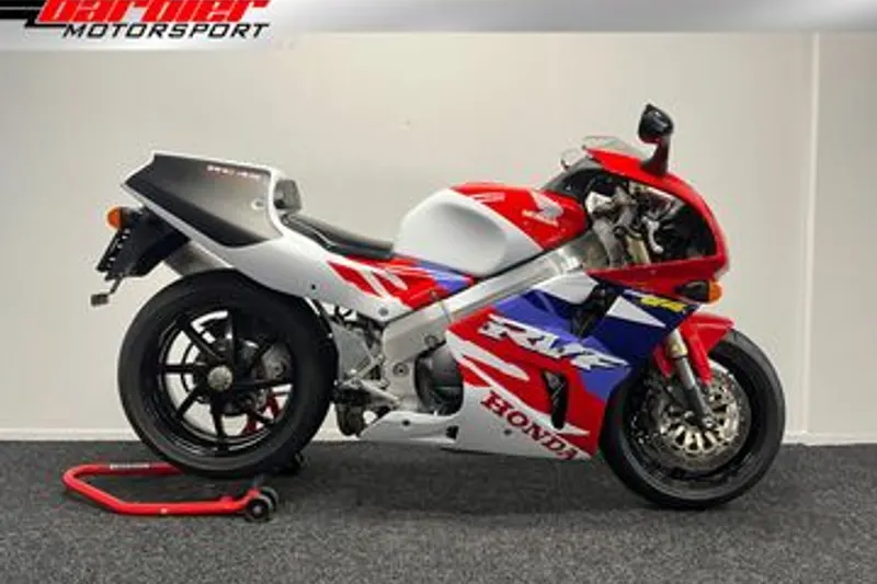 Honda RC 45 HRC (1995)