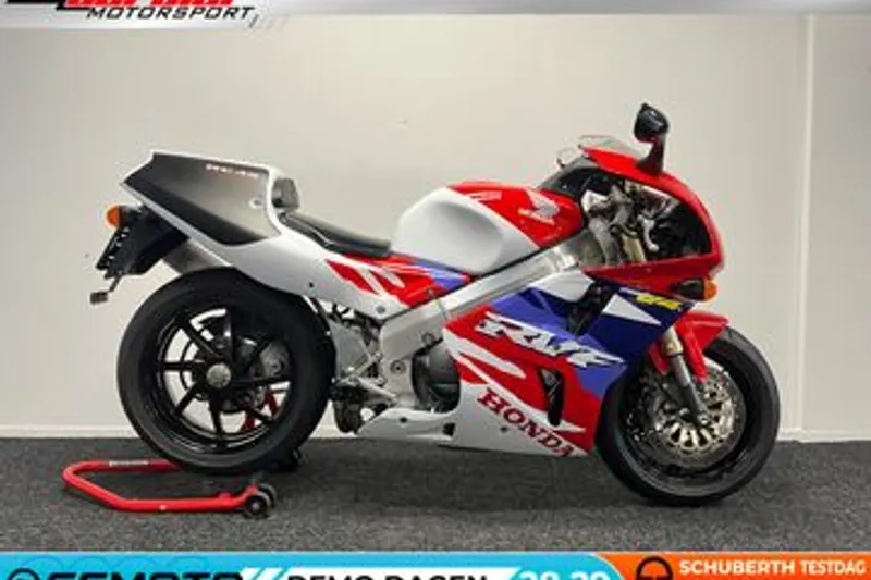 Honda RC 45 HRC (1995)