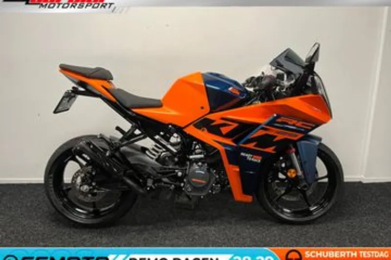 KTM RC 125 (2024)