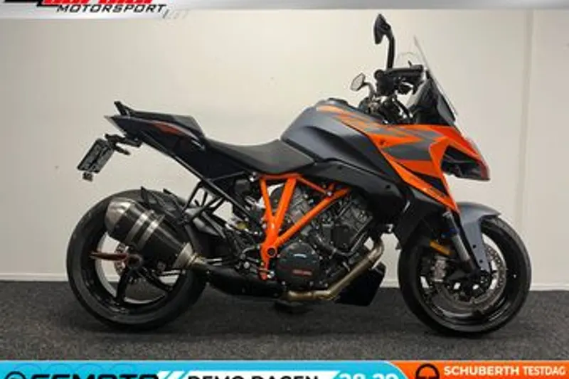 KTM 1290 Super Duke (2024)