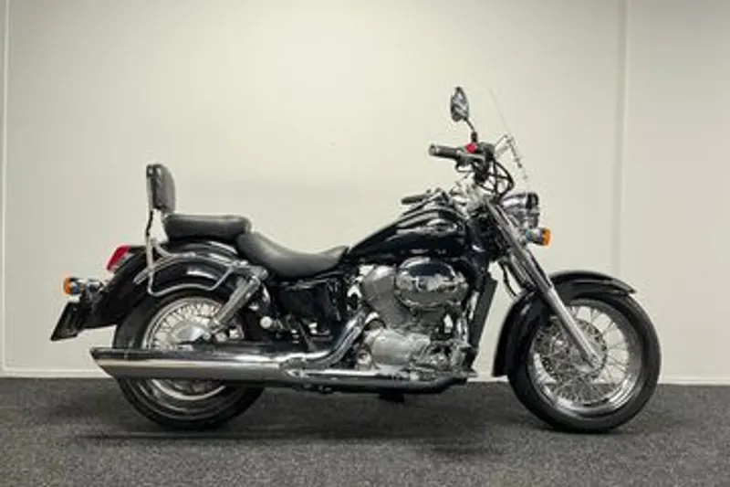 Honda VT 750C2 Shadow (1999)