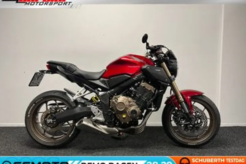 Honda CB650R (2021)