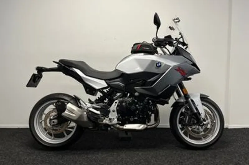 BMW F 900 XR (2022)