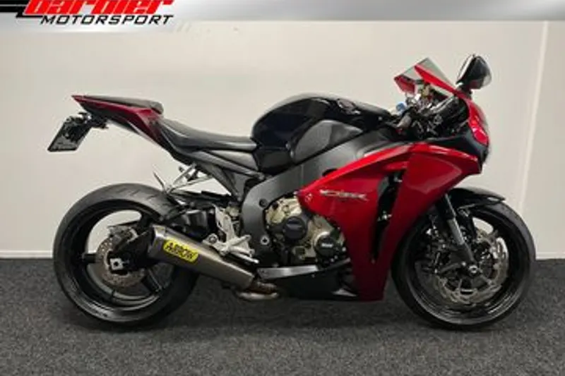 Honda CBR 1000 RR Fireblade (2008)
