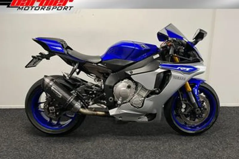 Yamaha YZF-R1 (2015)
